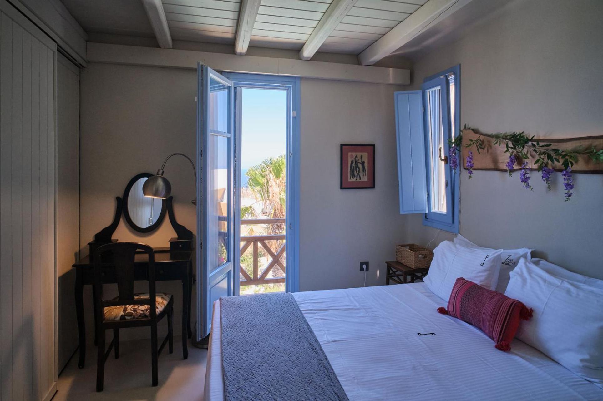 Pink Freud Villas Santorini 이아 외부 사진
